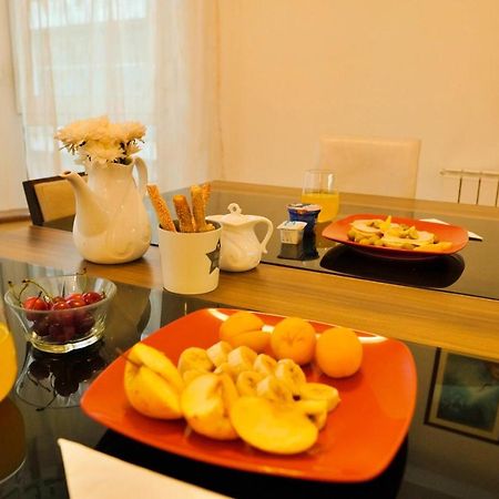 City Center Grand Apartment - Three-Bedroom, Free Parking 塞拉耶佛 外观 照片