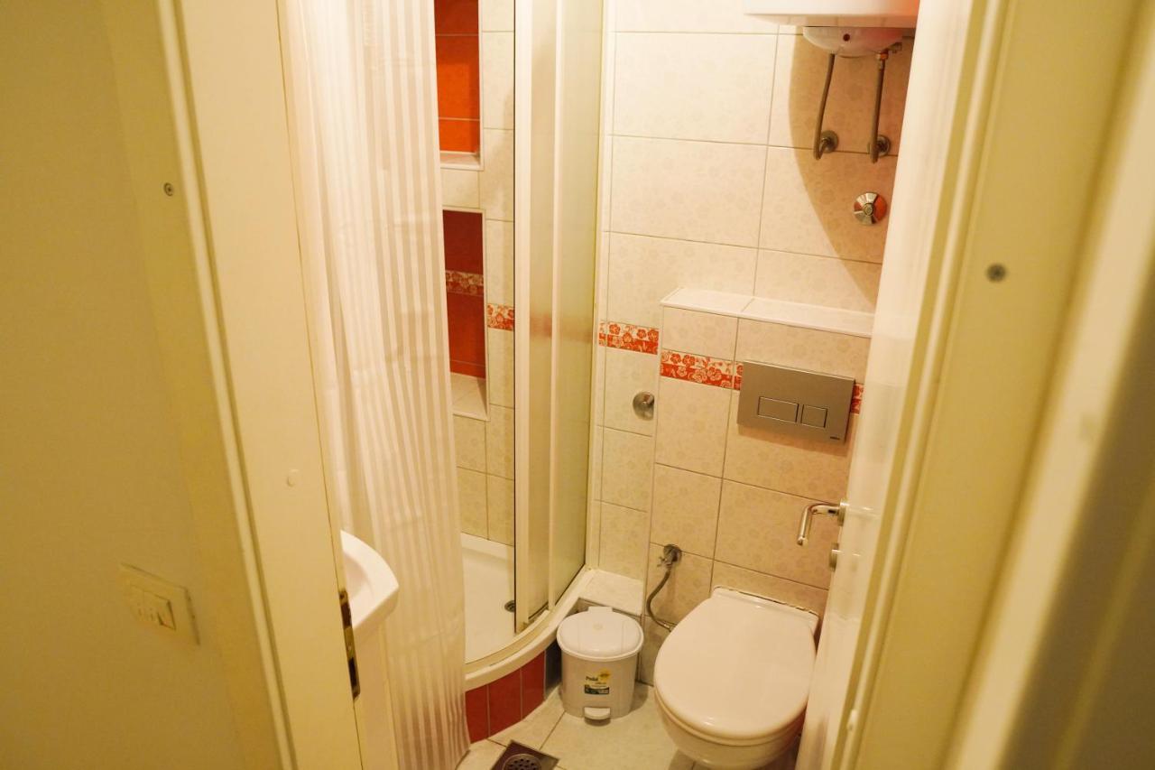 City Center Grand Apartment - Three-Bedroom, Free Parking 塞拉耶佛 外观 照片