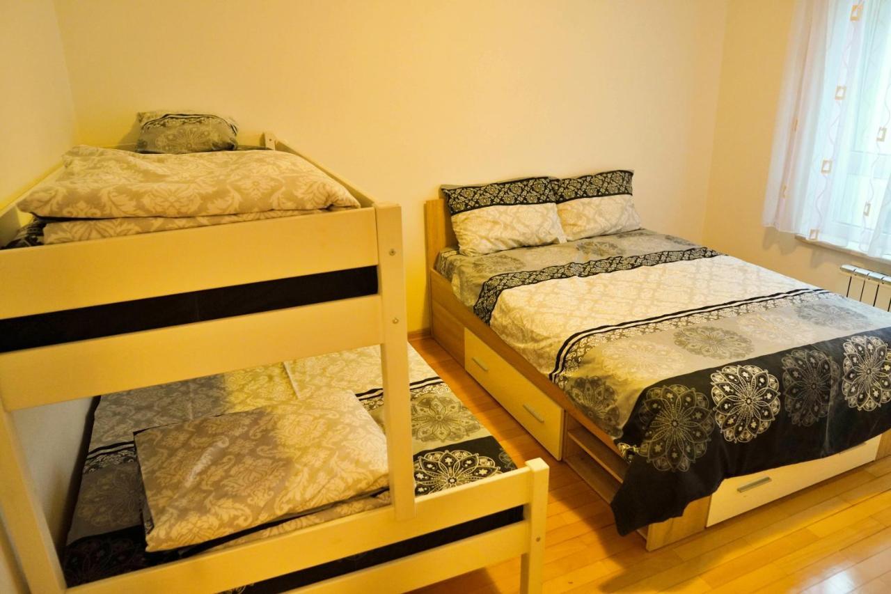 City Center Grand Apartment - Three-Bedroom, Free Parking 塞拉耶佛 外观 照片